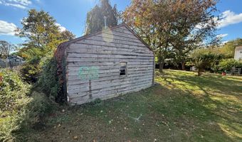 967 Sunrise Hwy, Long Island City, NY 11704