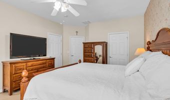 4 Faulkners Pl, Barnegat, NJ 08005