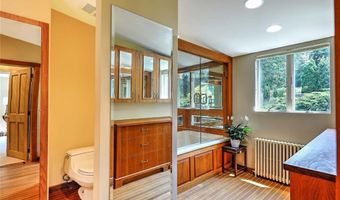 127 Harrison Ave 10, Newport, RI 02840
