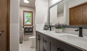 5445 Large Ave NE, Albertville, MN 55301