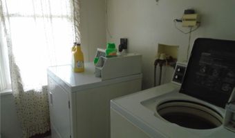 413 8th St, Ambridge, PA 15003