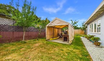 1541 Stromberg Ave, Arcata, CA 95521