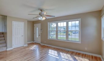 44 W INNER Cir, Dover, DE 19904