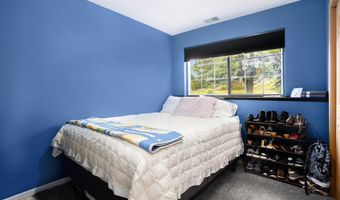 1077 Sun Valley Ln, Allegan, MI 49010