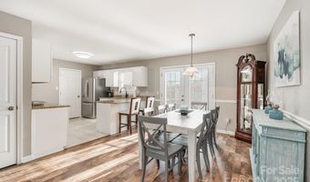 201 Rivermeade Dr, Archdale, NC 27263