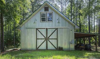 151 Mockingbird Ln, Atmore, AL 36502
