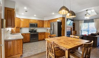 1 Constance Cir, Bella Vista, AR 72714