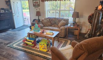 1015 W 4th St, Bicknell, IN 47512