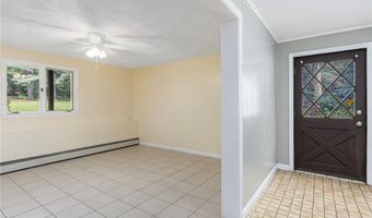10 Abbott Valley View Dr, Cumberland, RI 02864