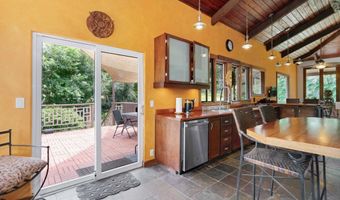 1073 Nanihoku Pl, Haiku, HI 96708
