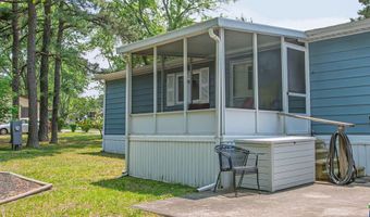 9 Casey Ct, Barnegat, NJ 08005