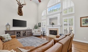 1363 AVALON Ln, Anniston, AL 36207