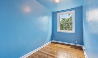 354 DAWSON St, Philadelphia, PA 19128