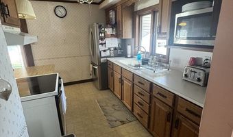41 Mansion St, Bellingham, MA 02019
