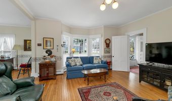 19 Church St, Alton, NH 03809