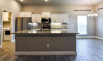 531 Melrose Pl, Bentonville, AR 72712