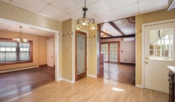 3 Smith St, Andover, NJ 07821