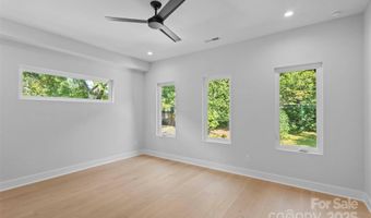 1613 Umstead St, Charlotte, NC 28205