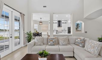 435 MANNS HARBOR Dr, Apollo Beach, FL 33572