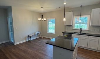 467 North Ave, Appomattox, VA 24522