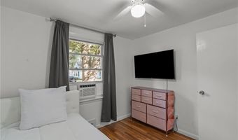 21 Lake Dr, North Kingstown, RI 02852