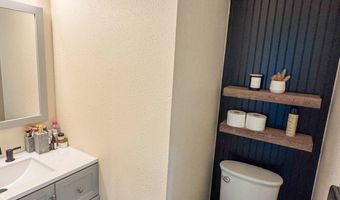 2004 N Hickory St, McAlester, OK 74501