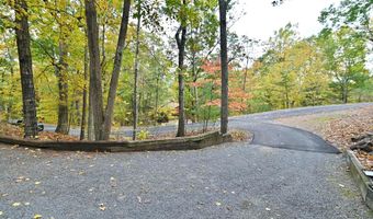 139 LAURA Ct, Basye, VA 22810