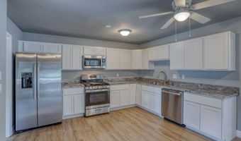 123 CANDLEWICKE Dr, Dover, DE 19901