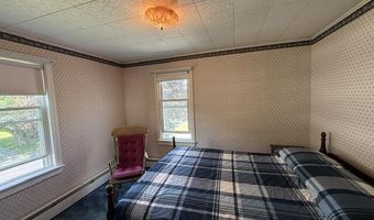 10 Palm St, Baileyville, ME 04694