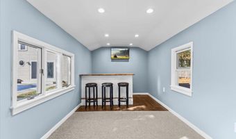 2 Westerly Dr, Bourne, MA 02532