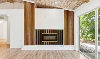 2406 E 23rd St, Alva, FL 33920