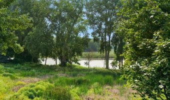 1196 Edgewater Ln, Antioch, IL 60002
