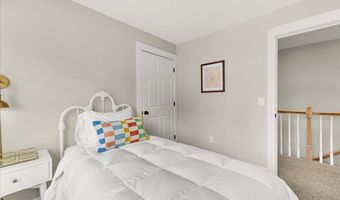 48 Ocean St, Belfast, ME 04915