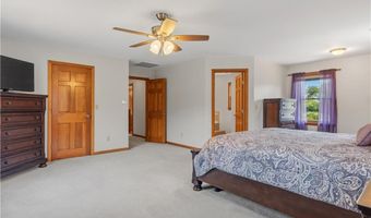 3 Courtney Ln, Hopkinton, RI 02832