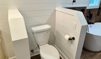 405 N. Broughton St, Ailey, GA 30410