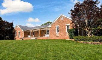 121 Fescue Dr, Advance, NC 27006