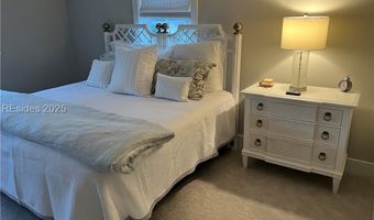 10 Johnston Way E, Bluffton, SC 29910