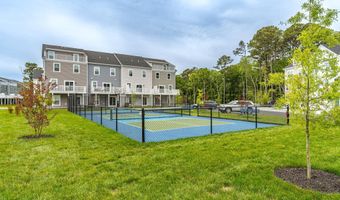 12428 SEA OAKS Ln 4, Berlin, MD 21811