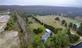 8279 Luce St, Alanson, MI 49706