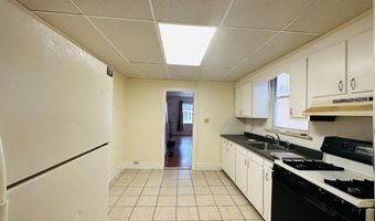 2438 S PHILIP St, Philadelphia, PA 19148