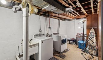 30 Clark Pl, Avenel, NJ 07001