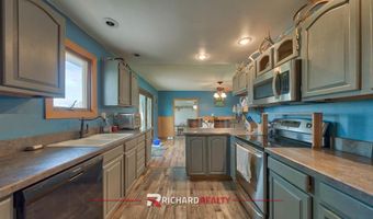 792 Southfork Rd, Cody, WY 82414
