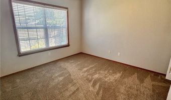 3802 SW Maple Rd, Bentonville, AR 72712