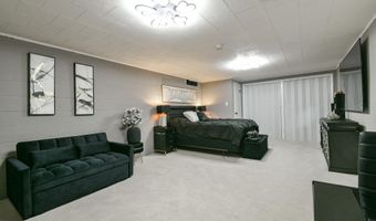 1316 N 13th St, Beatrice, NE 68310