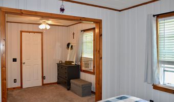 23 Mooney Dr, Alburgh, VT 05440