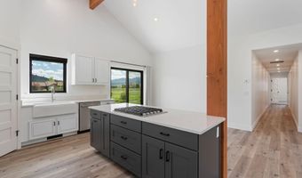 185 COLUMBINE St, Alpine, WY 83128