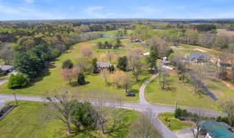 2072 Walnut St, Albertville, AL 35950