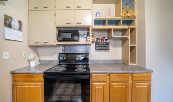 602 W ADAMS St, Abingdon, IL 61410