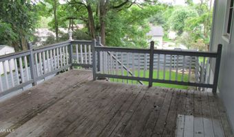 703 Ruskin Dr, Altoona, PA 16602