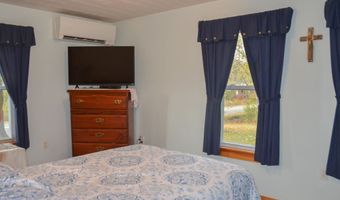 87 Middle Rd, Augusta, ME 04330